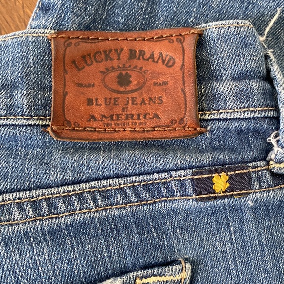 Lucky Brand Sweet N Low Jeans - Picture 10 of 14